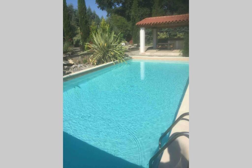 Peaceful 3 Bedroom 8 Person Ground Floor Apartment With Large Private Heated Pool La Digne-d’Amont Kültér fotó