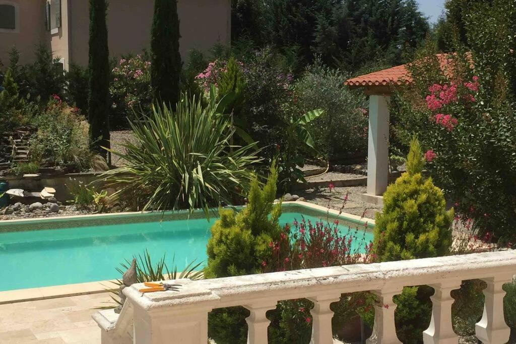Peaceful 3 Bedroom 8 Person Ground Floor Apartment With Large Private Heated Pool La Digne-d’Amont Kültér fotó