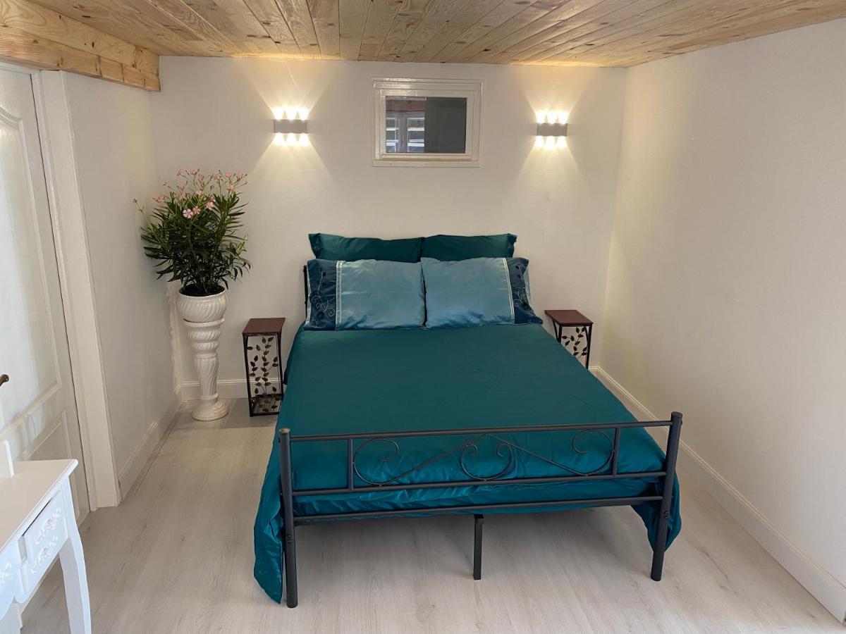 Peaceful 3 Bedroom 8 Person Ground Floor Apartment With Large Private Heated Pool La Digne-d’Amont Kültér fotó
